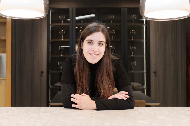 Imagen de un miembro del equipo de La Cuina